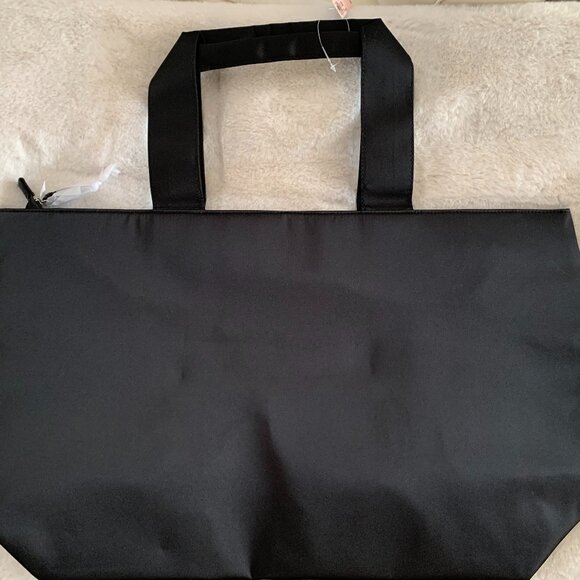 Victoria's Secret Nylon Tote Bag/Gym bag/Beach Bag /Travel Bag - Picture 4 of 4